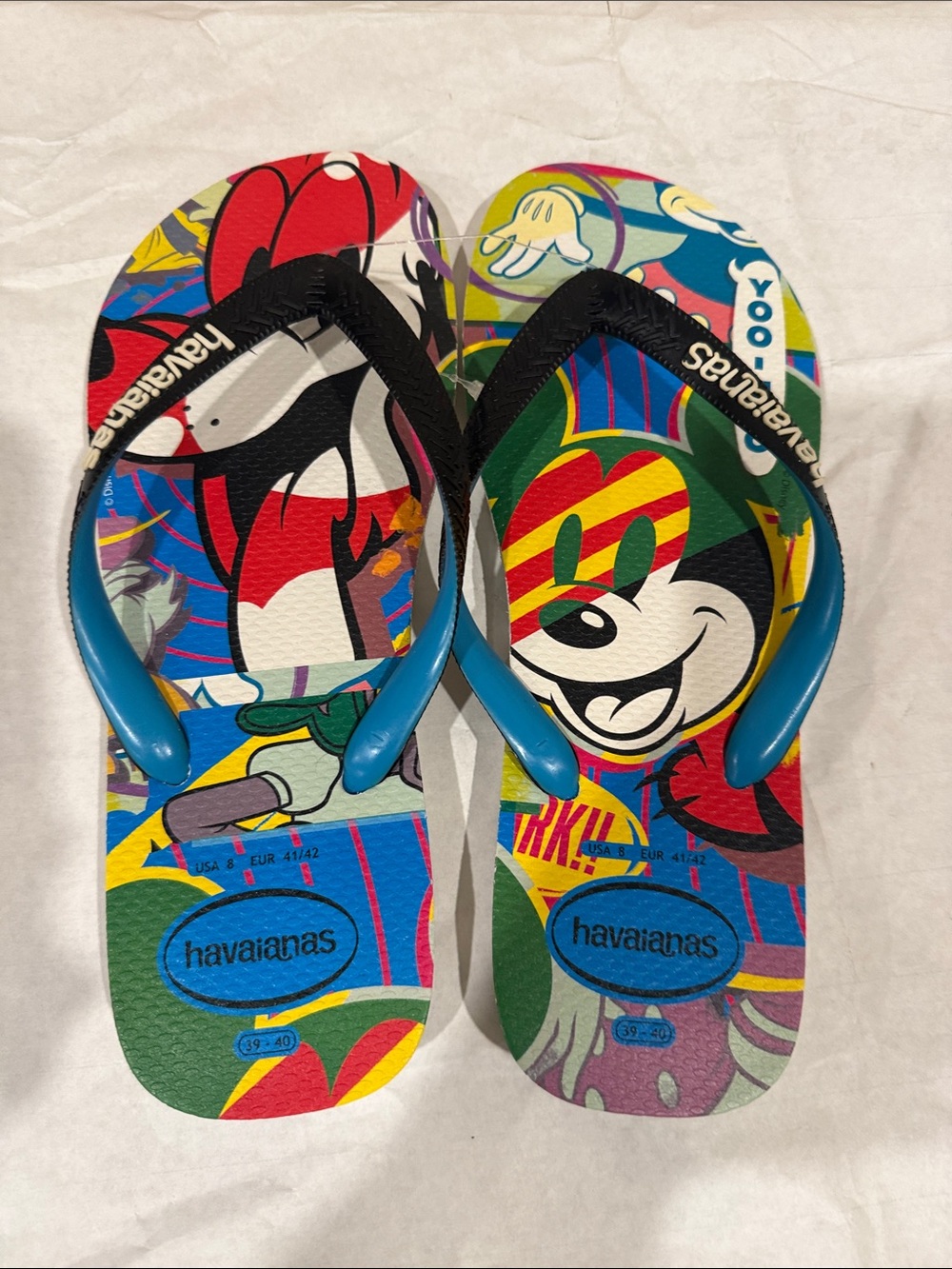 Havaianas Disney Mickey Mouse Pluto Multicolor Footbed with Blue Straps